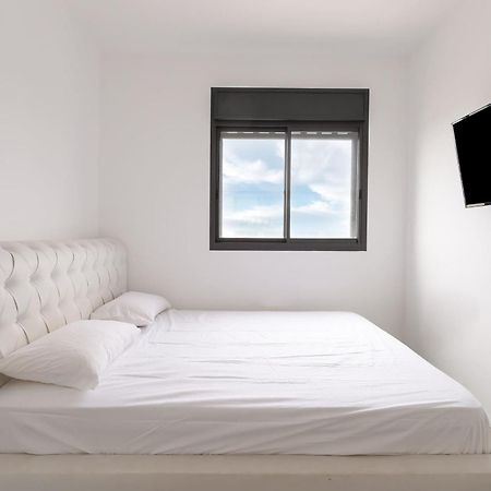 Stunning And Spacious In Kiryat Ata Qiryat Ata Exterior foto
