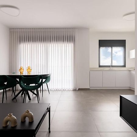 Stunning And Spacious In Kiryat Ata Qiryat Ata Exterior foto
